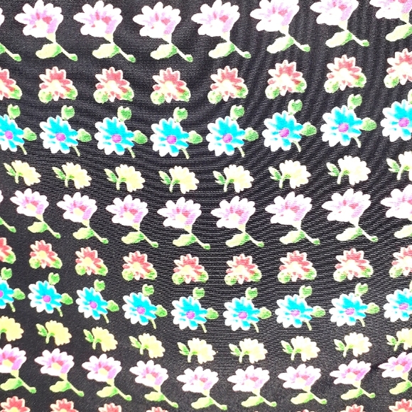 3/$25 Express Skirt multicolor - Picture 2 of 3